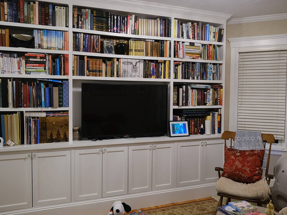 Transforming Your Space with Living Room With Built-In Cabinets
